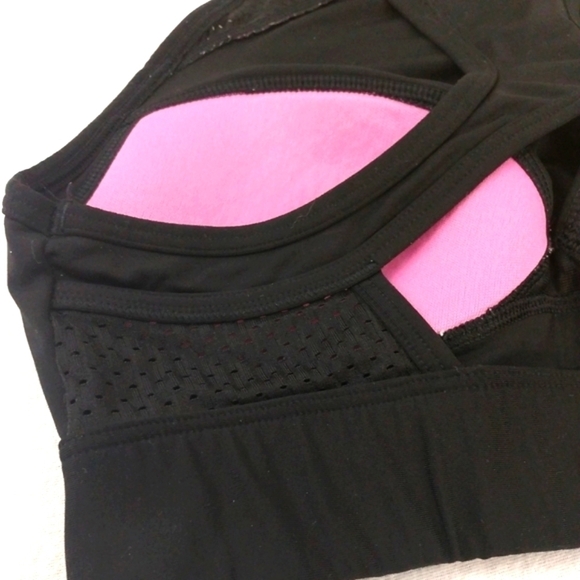 PINK VICTORIA SECRET ULTIMATE HIGH NECK SPORTS BRA - Picture 3 of 5